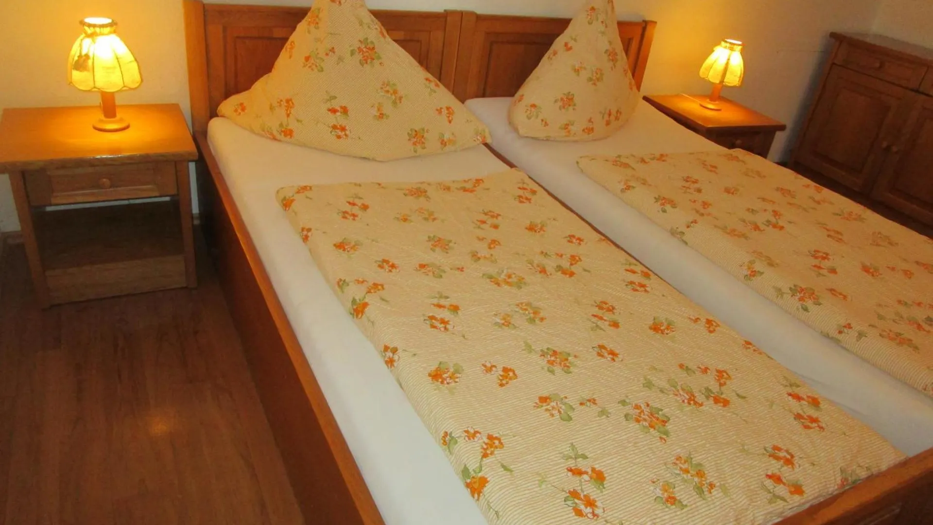 Vendégház Pension Eva Neuhaus am Inn